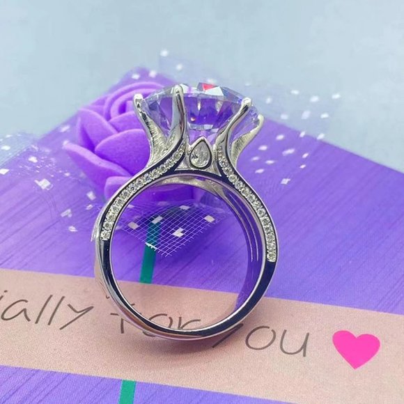 Certified 10ct. t.w. Moissanite Diamond Solitaire Luxury Engagement Ring NEW - Picture 10 of 13